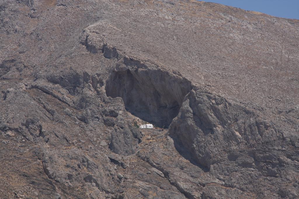Отель Petra Nera Перисса Экстерьер фото